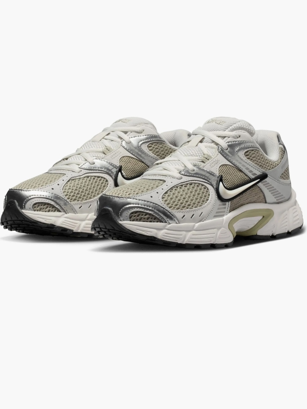 Nike V5 RNR Sneaker